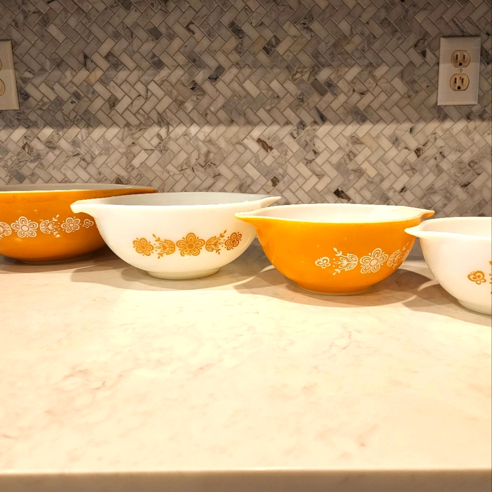 Vintage Pyrex Cinderella Bowls